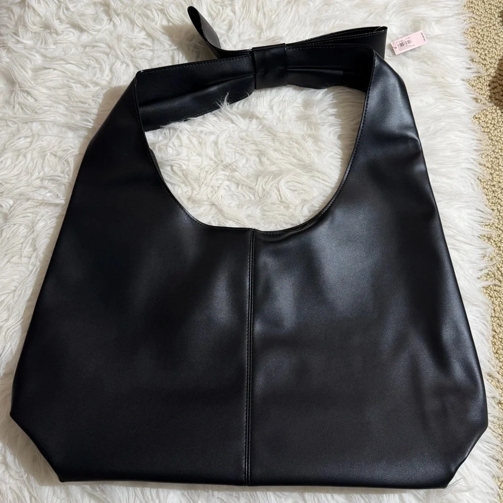 NWT Victoria’s Secret Black Faux Leather Purse Tote Bag Large